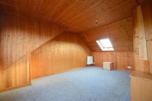 Photo 16- click for photo gallery